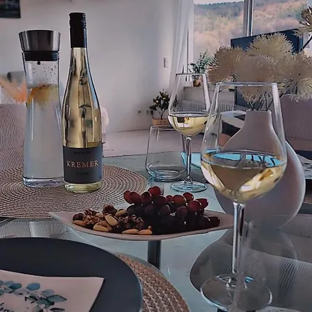Apartament Vineyard-suites By Interhome